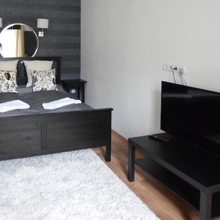 Luxury Apartment By Hi5-Varoshaz Suite Βουδαπέστη Εξωτερικό φωτογραφία
