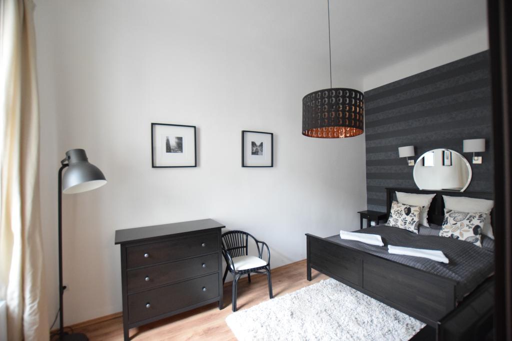 Luxury Apartment By Hi5-Varoshaz Suite Βουδαπέστη Εξωτερικό φωτογραφία